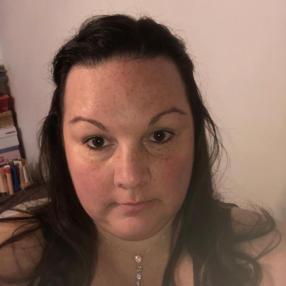 Meet your Posher, Desiree